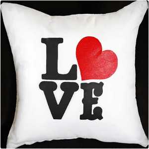 homemade-gifts-valentine-LOVE-Pillow-300x300.jpg
